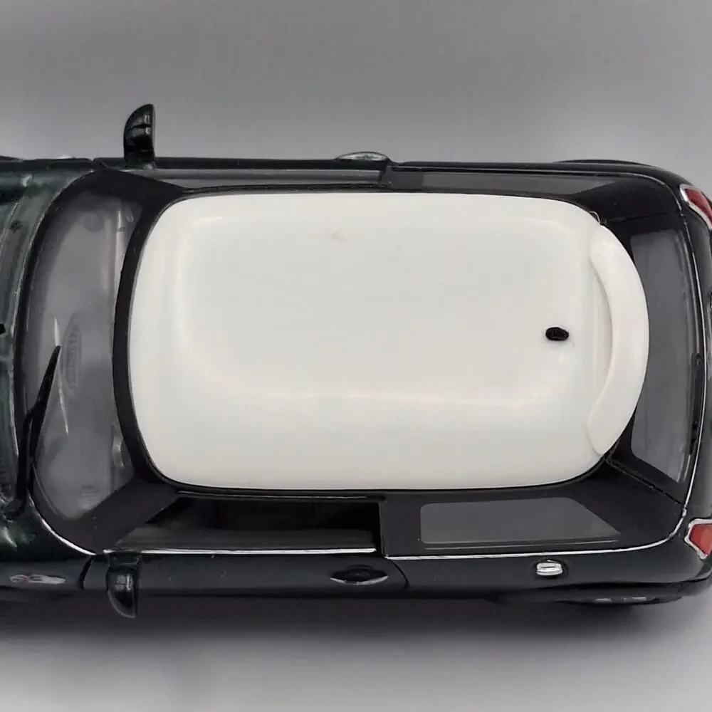 KinSmart Diecast 2-Car Bundle Mini Cooper S & 1962 VW Classical Bus As-Is/Flaws